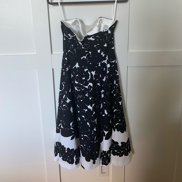 WHBM Strapless Dress - Picture 2 of 3